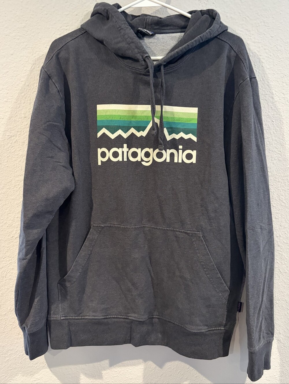 Patagonia Unisex Organic Cotton Grey Graphic Pullover Hoodie Sweatshirt Size Med